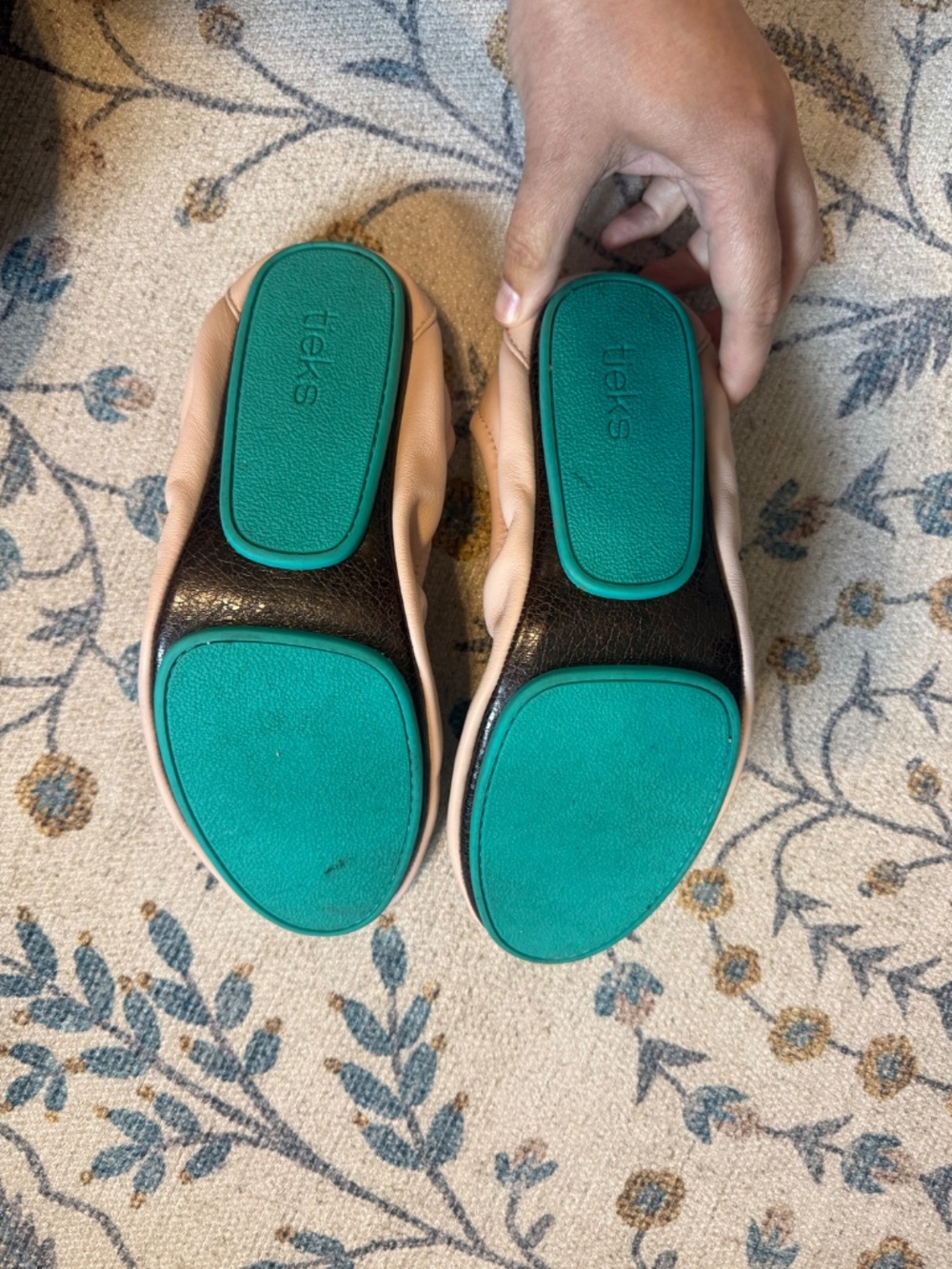 Tieks flats- 4 pairs in great condition (size 9) - Picture 10 of 17